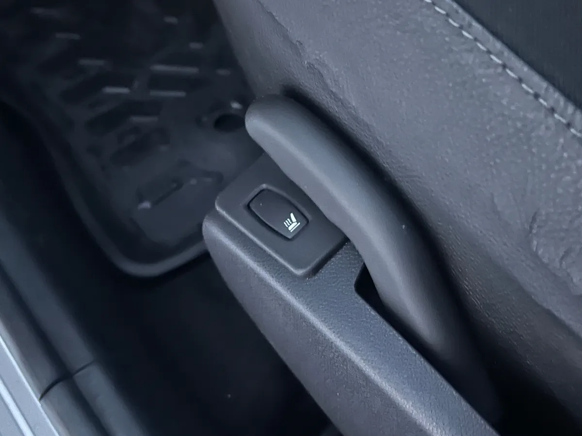 ВАЗ (Lada) Largus 1.6 MT (106 л.с.)