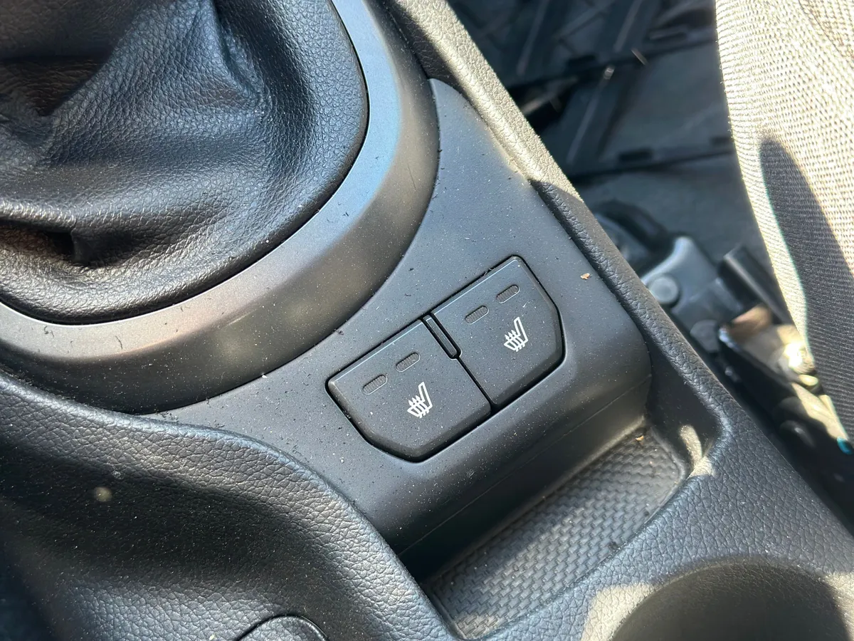 Kia Rio 1.6 MT (123 л.с.), 2013 — фото 13