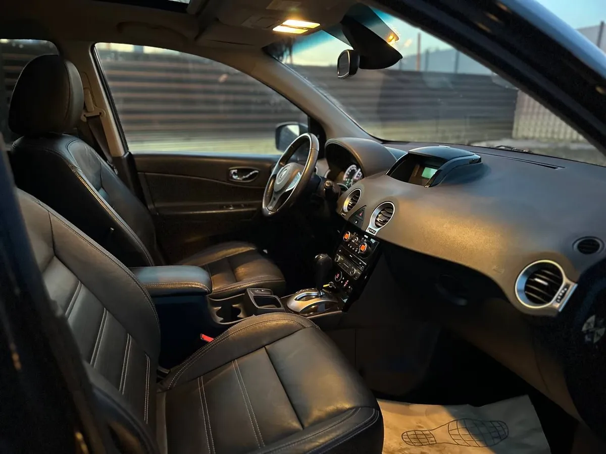 Renault Koleos 2.5 CVT 4x4 (171 л.с.)