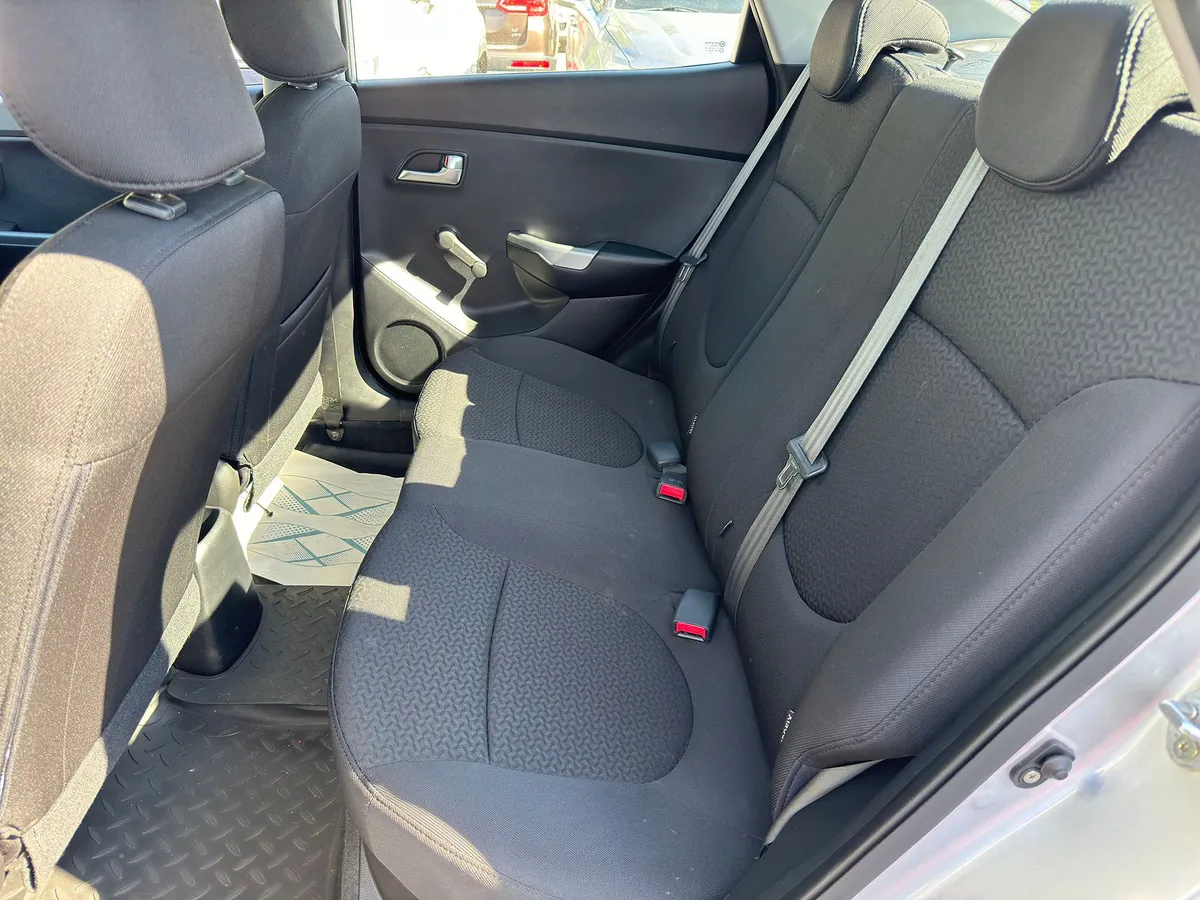 Kia Rio 1.6 AT (123 л.с.), 2014 — фото 10