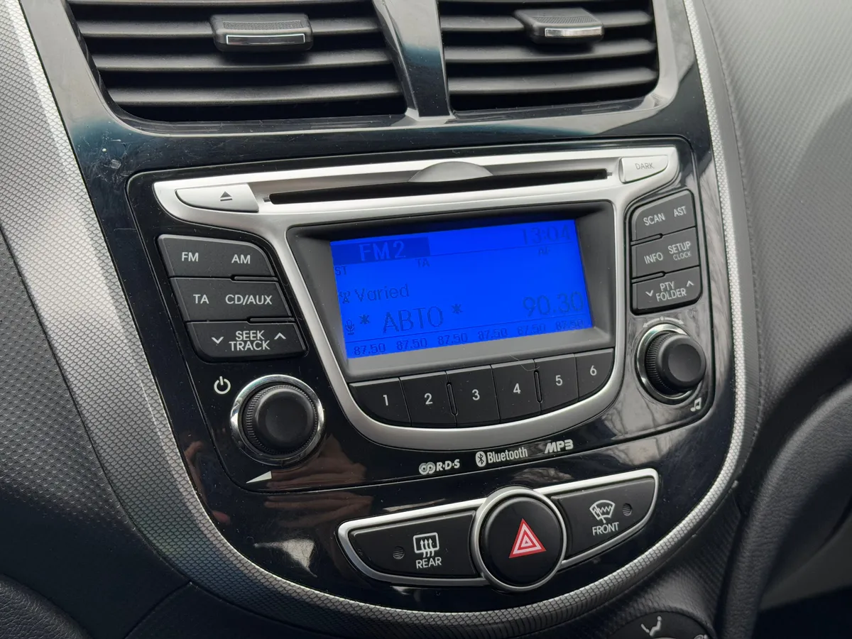 Hyundai Solaris 1.4 AT (107 л.с.)