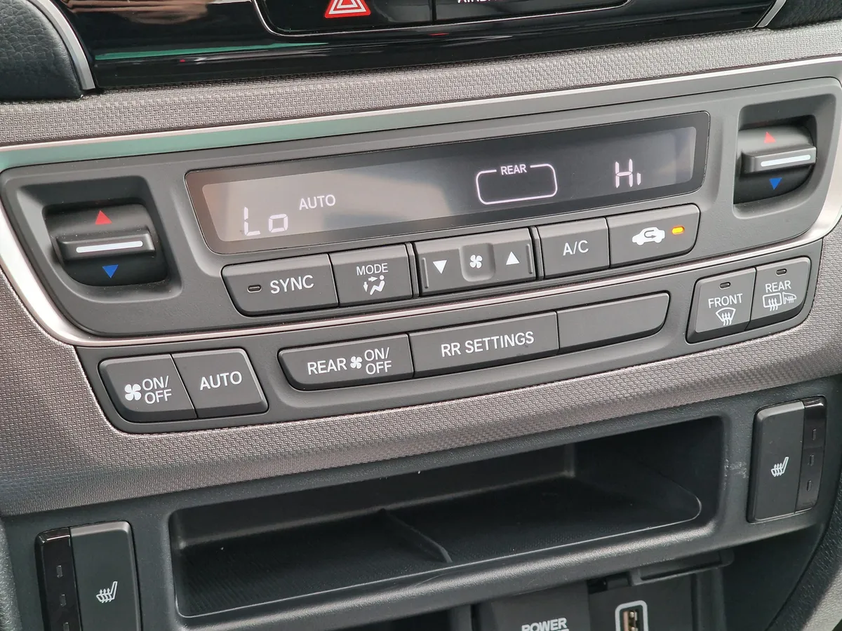 Honda Ridgeline 3.5 AT 4WD (280 л.с.)