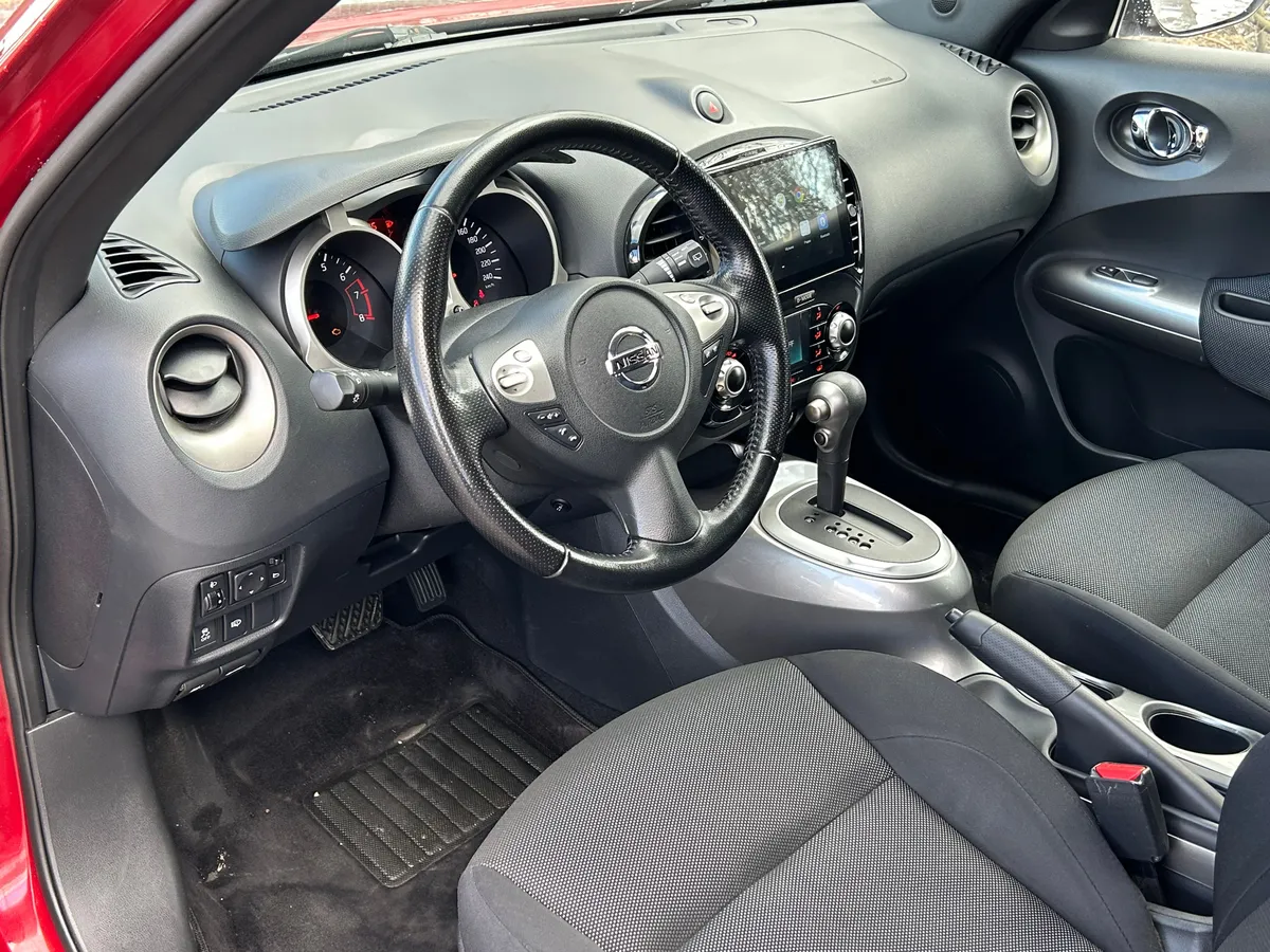 Nissan Juke 1.6 CVT (117 л.с.)
