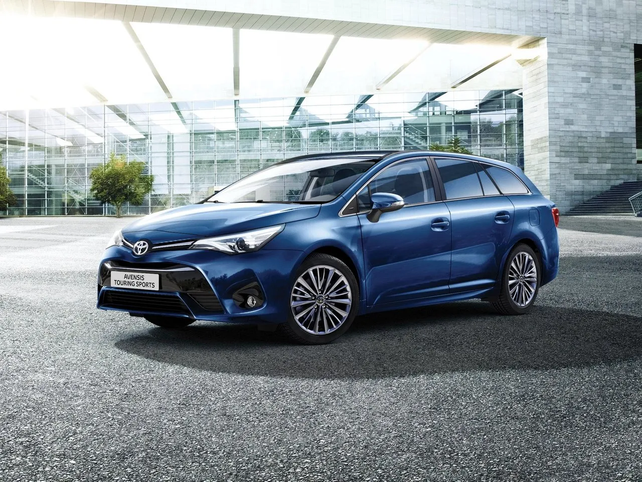 Toyota Avensis 2 MT FWD (143 л.с.)