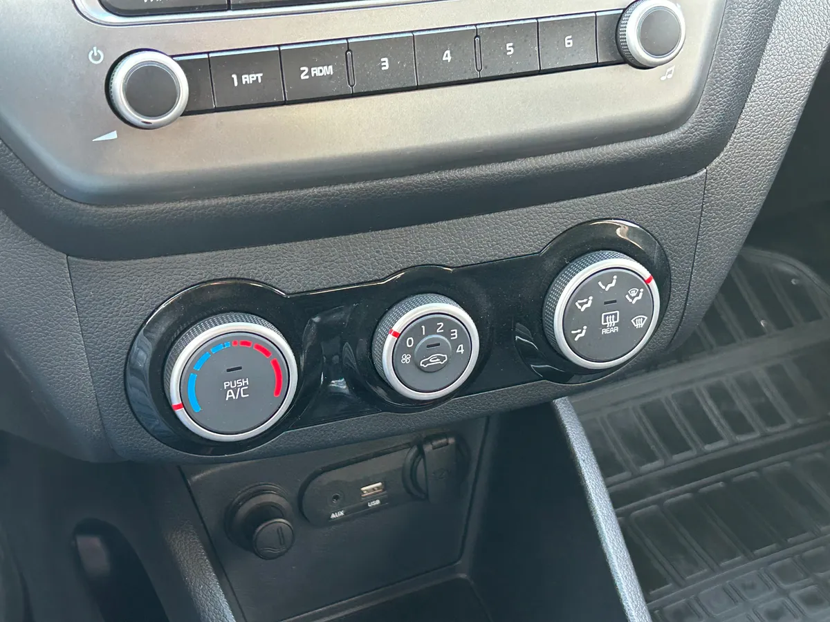 Kia Rio 1.6 MT (123 л.с.), 2016 — фото 8