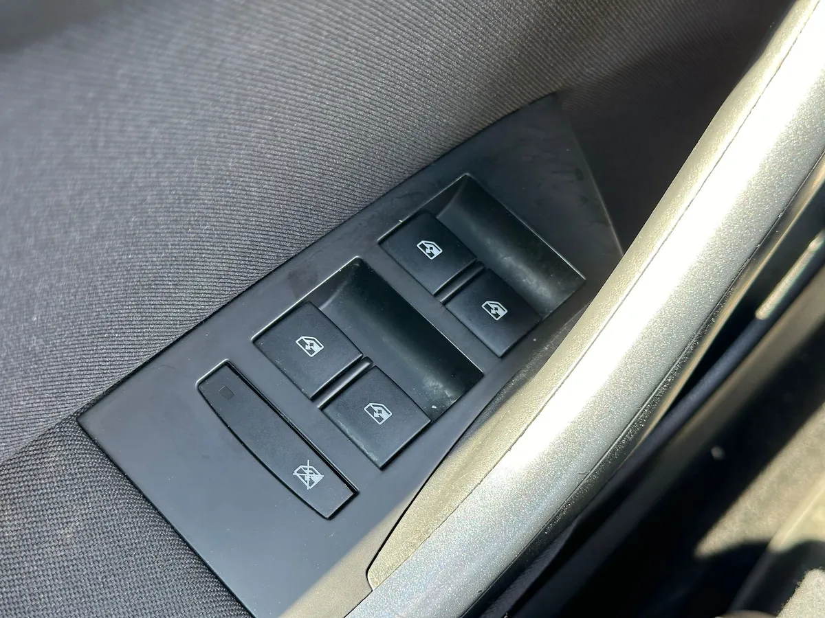 Opel Astra 1.6 Turbo AT (180 л.с.)