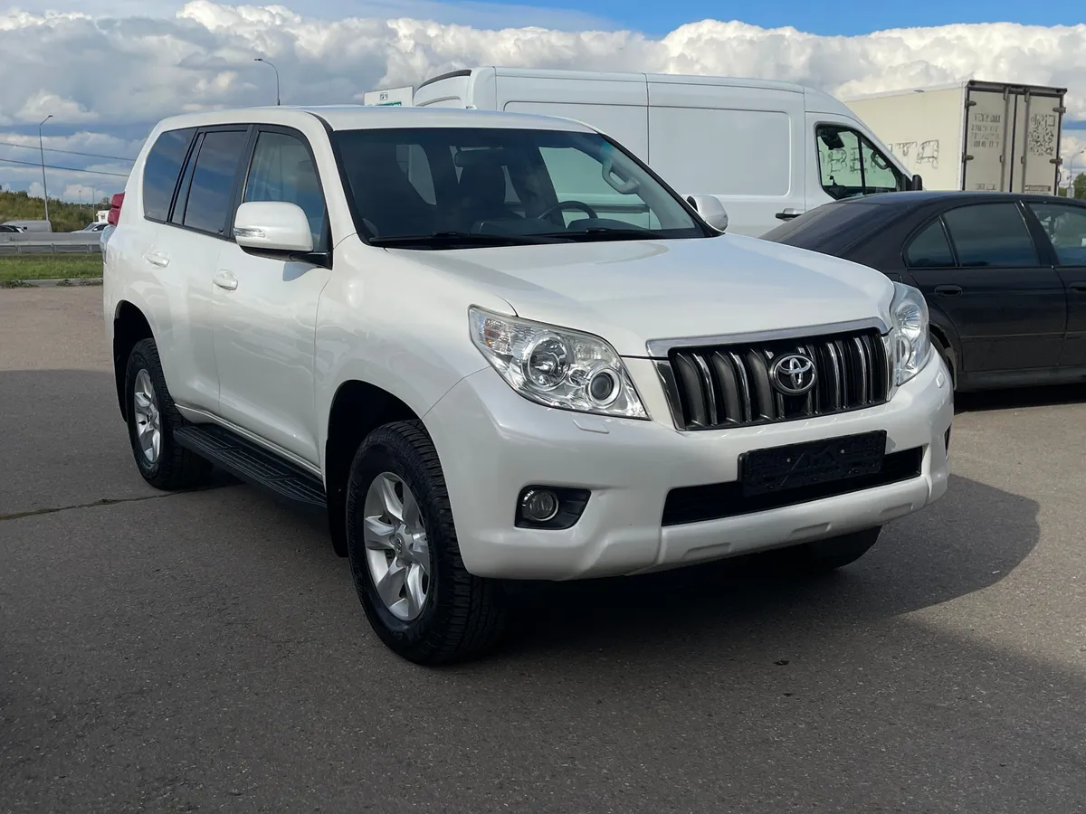 картинка Toyota Land Cruiser Prado 3.0 AT 4WD (173 л.с.) от galaxy-auto