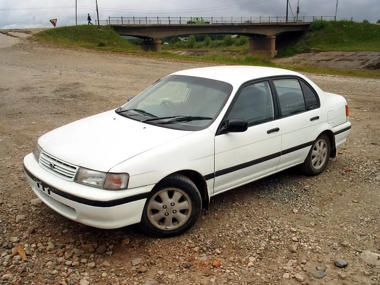 Toyota Corsa 1.5 MT FWD (100 л.с.)