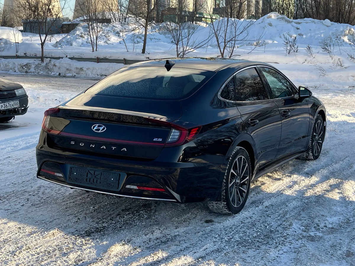Hyundai Sonata 2.5 (180 л.с.) бензин, АКПП, передний привод