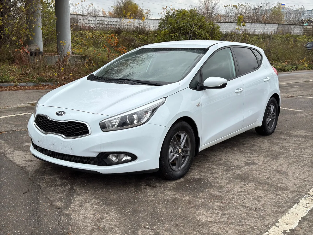 Kia Ceed 1.6 AMT (135 л.с.), 2013 — фото 3