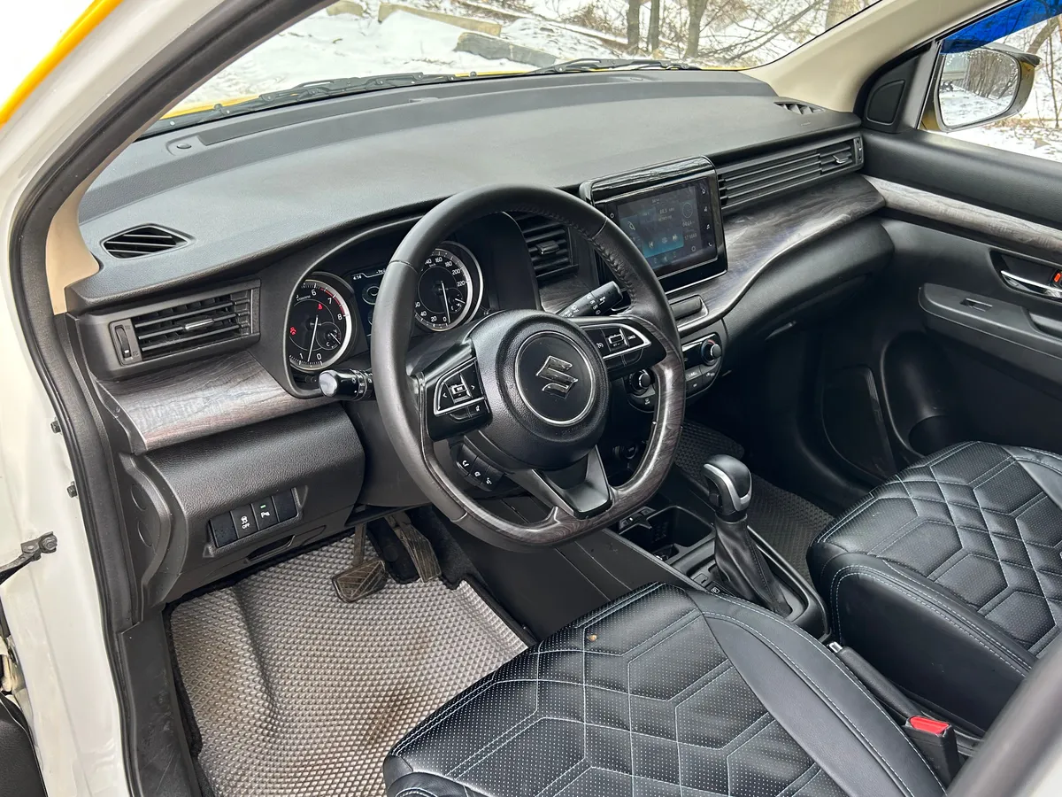 Suzuki Ertiga 1.5 AT (105 л.с.)