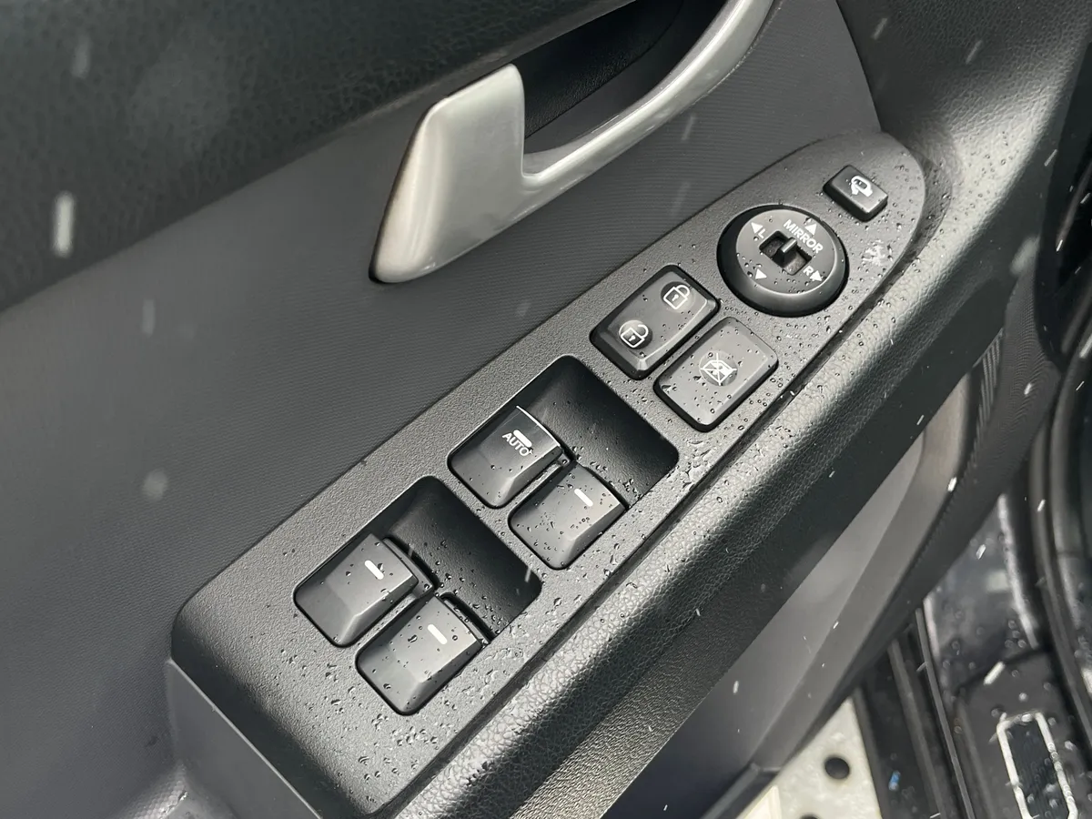 Kia Sportage 2.0 AT 4WD (150 л.с.)