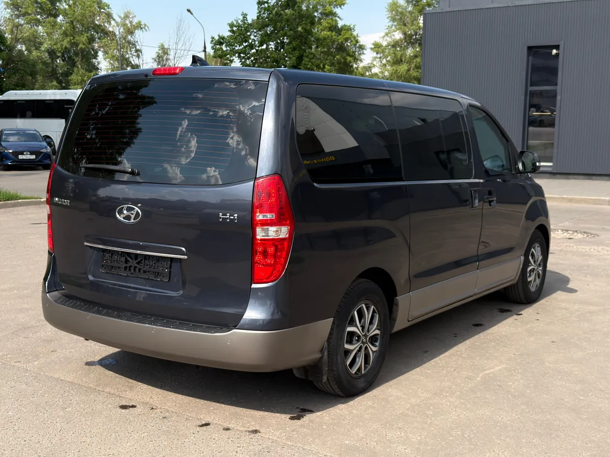 Hyundai H-1 2.5 CRDi AT (170 л.с.)