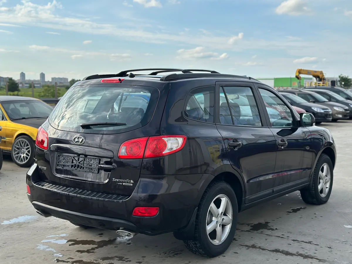 Hyundai Santa Fe 2.7 MT (188 л.с.)