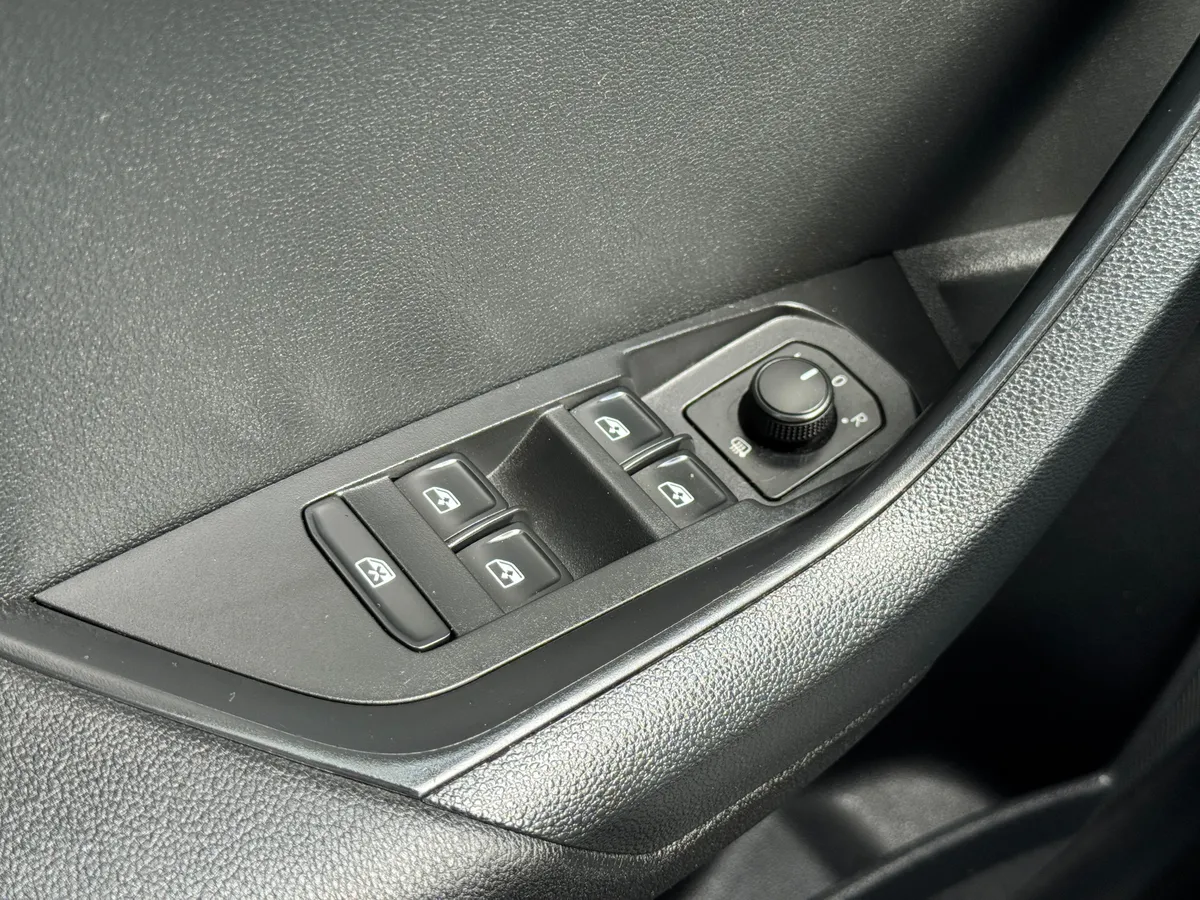 Skoda Karoq 1.5 TSI DSG 4x4 (150 л.с.)