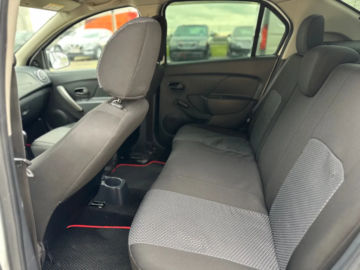 Renault Logan 1.6 MT (82 л.с.)