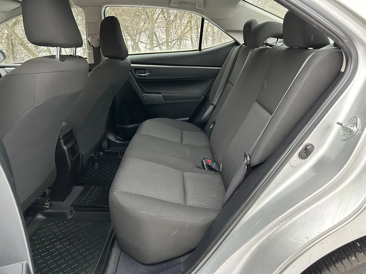 Toyota Corolla 1.8 (132 л.с.), бензин, АКПП, передний привод
