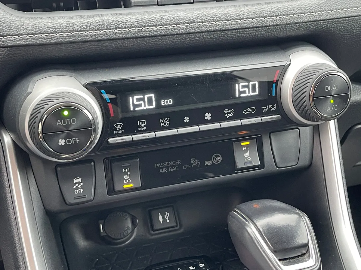 Toyota RAV4 2.0 CVT 4WD (149 л.с.)