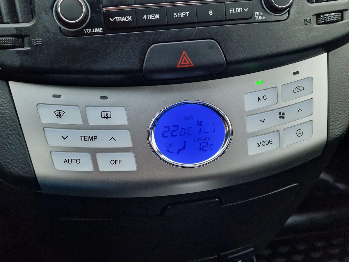 Hyundai Elantra 1.6 AT (122 л.с.)