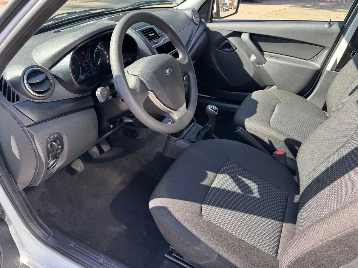 ВАЗ (Lada) Granta 1.6 MT (106 л.с.)