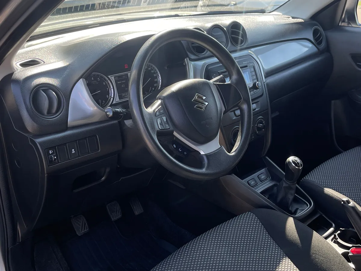 Suzuki Vitara 1.6 MT (117 л.с.), 2015 — фото 5