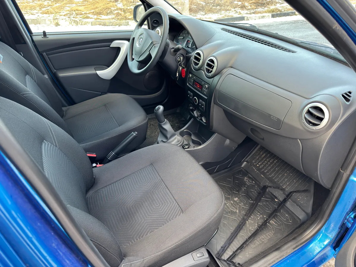 ВАЗ (Lada) Largus 1.6 MT (106 л.с.)