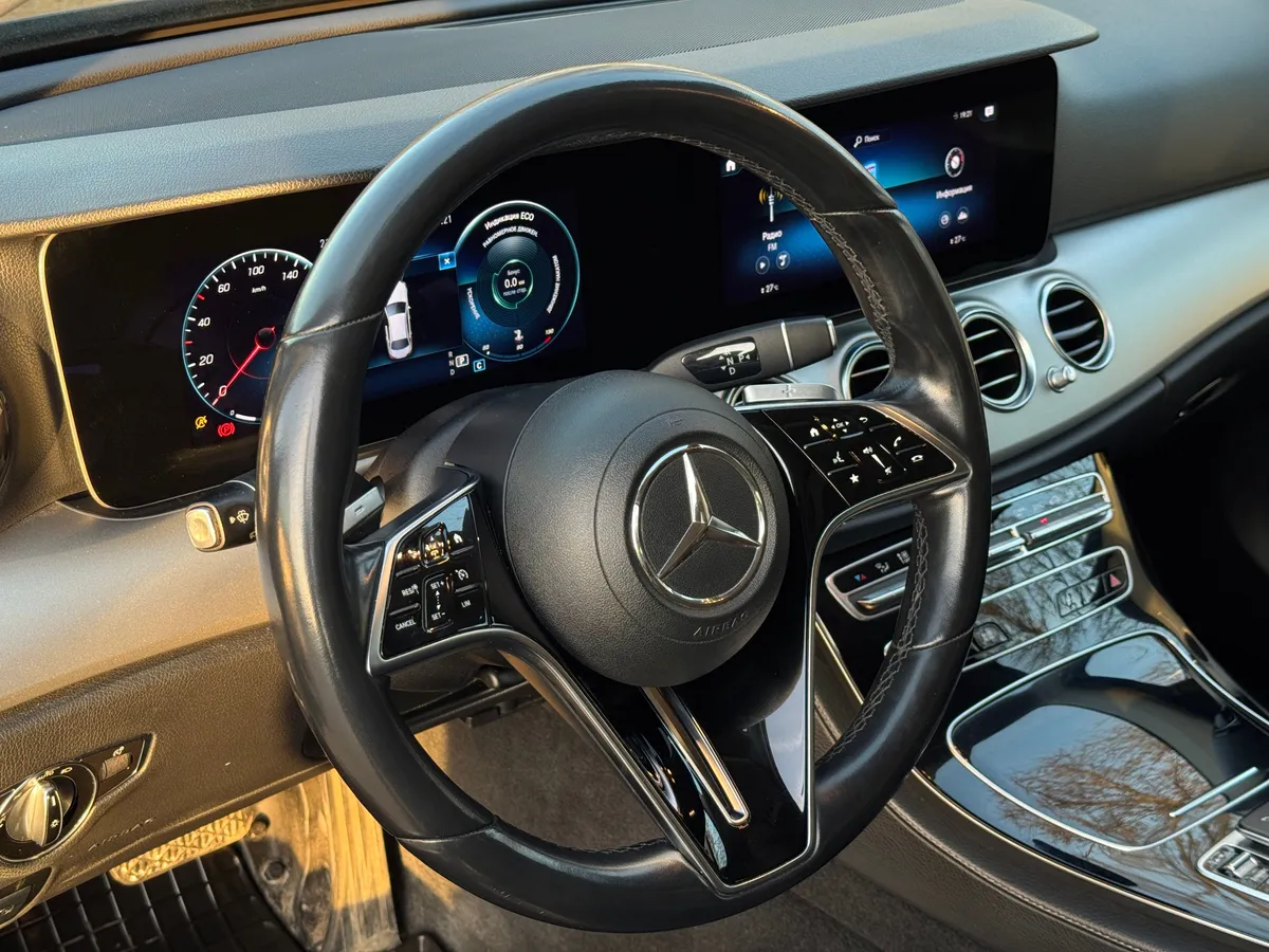 Mercedes-Benz E-Класс 1.6 AT (160 л.с.)