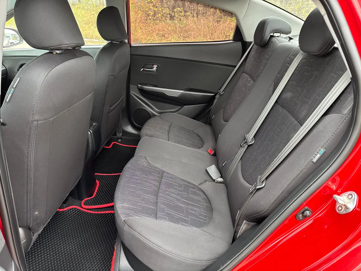 Kia Rio 1.6 MT (123 л.с.), 2013 — фото 6