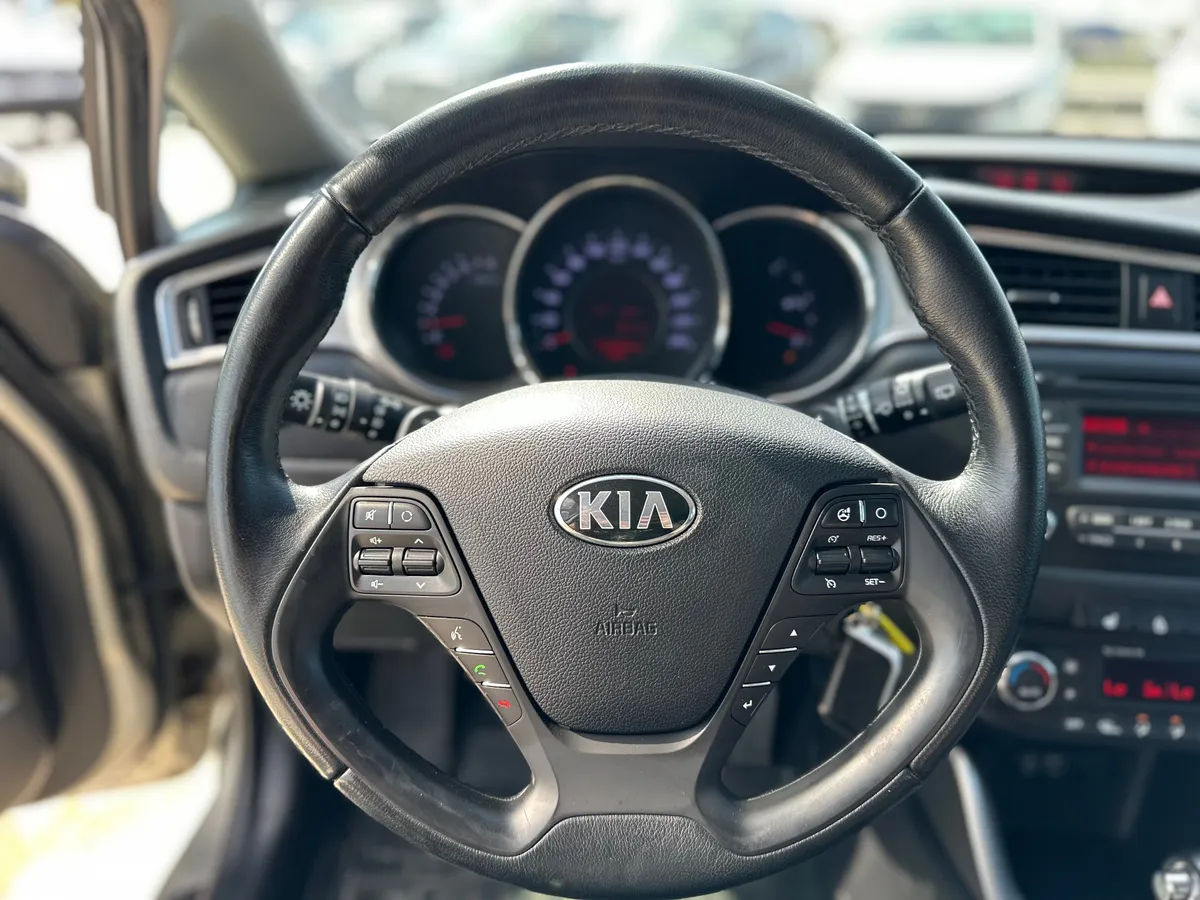 Kia Ceed 1.6 AT (130 л.с.)