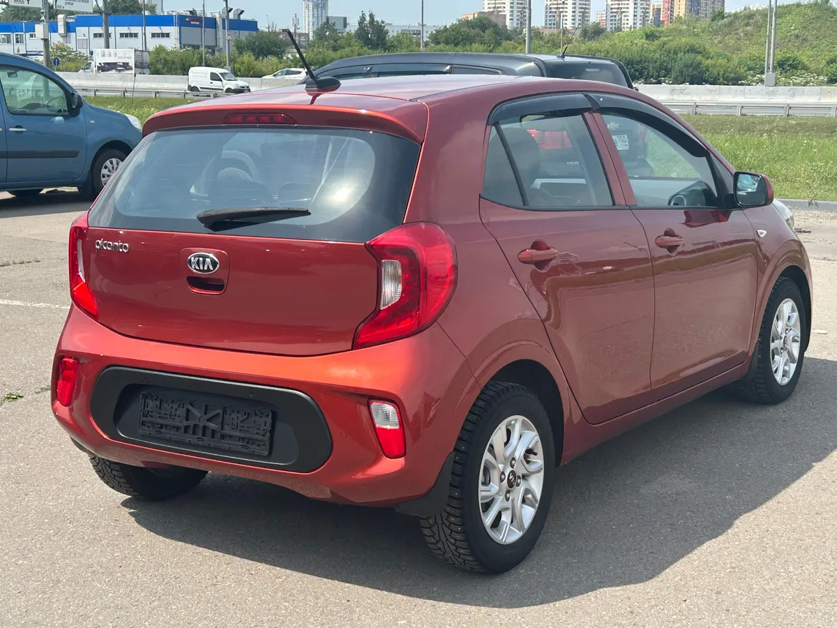 Kia Picanto 1.2 AT (84 л.с.)