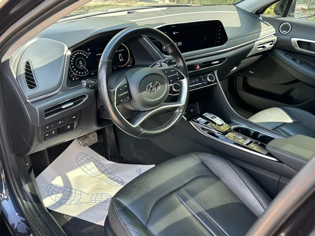 Hyundai Sonata 2.5 (180 л.с.) бензин, АКПП, передний привод