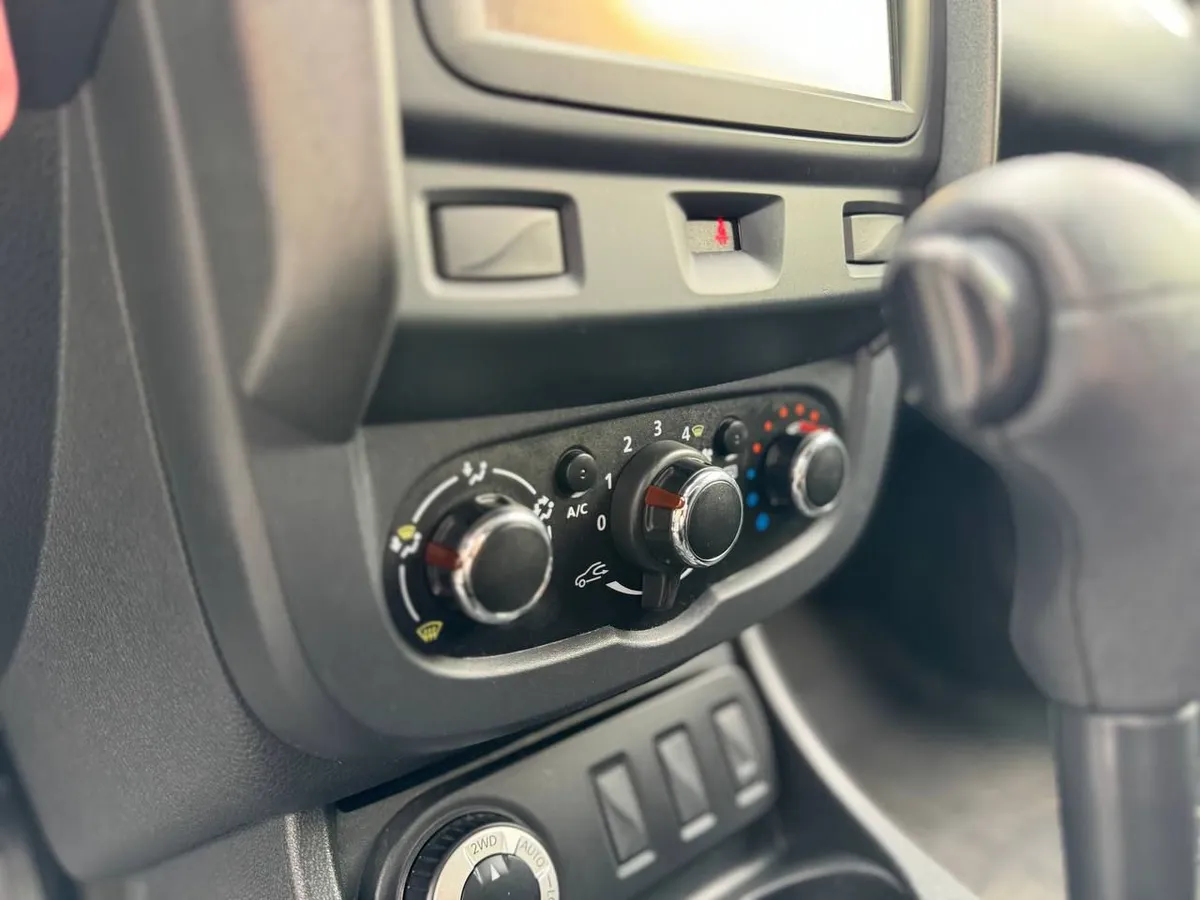 Renault Duster 2.0 AT 4x4 (143 л.с.)