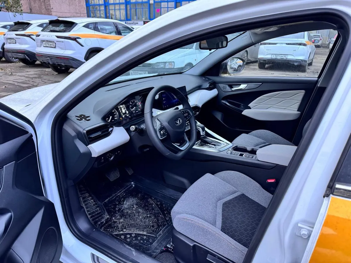 Kaiyi E5 1.5 CVT (147 л.с.)
