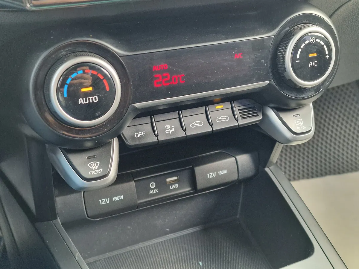 Kia Rio 1.6 AT (123 л.с.)