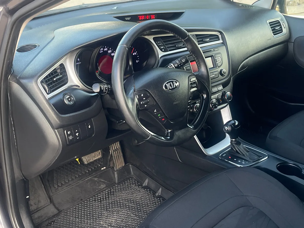 Kia Cee'd 1.6 AT (130 л.с.), 2017 — фото 5