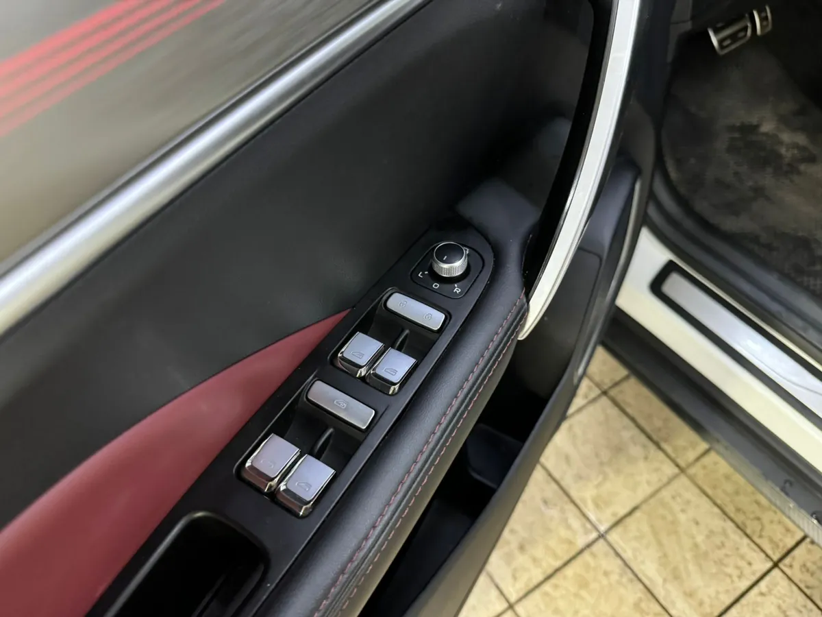 Geely Coolray 1.5 AMT (150 л.с.)