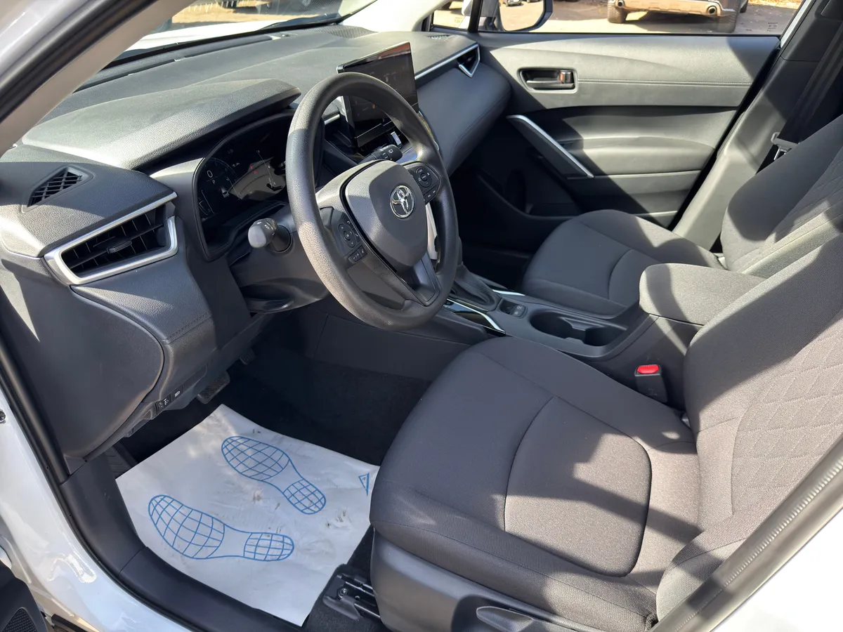 Toyota Corolla Cross 2.0 CVT (169 л.с.)