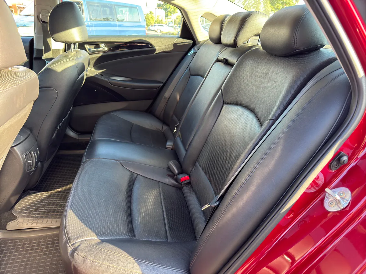 Hyundai Sonata 2.4 MPi AT (178 л.с.)