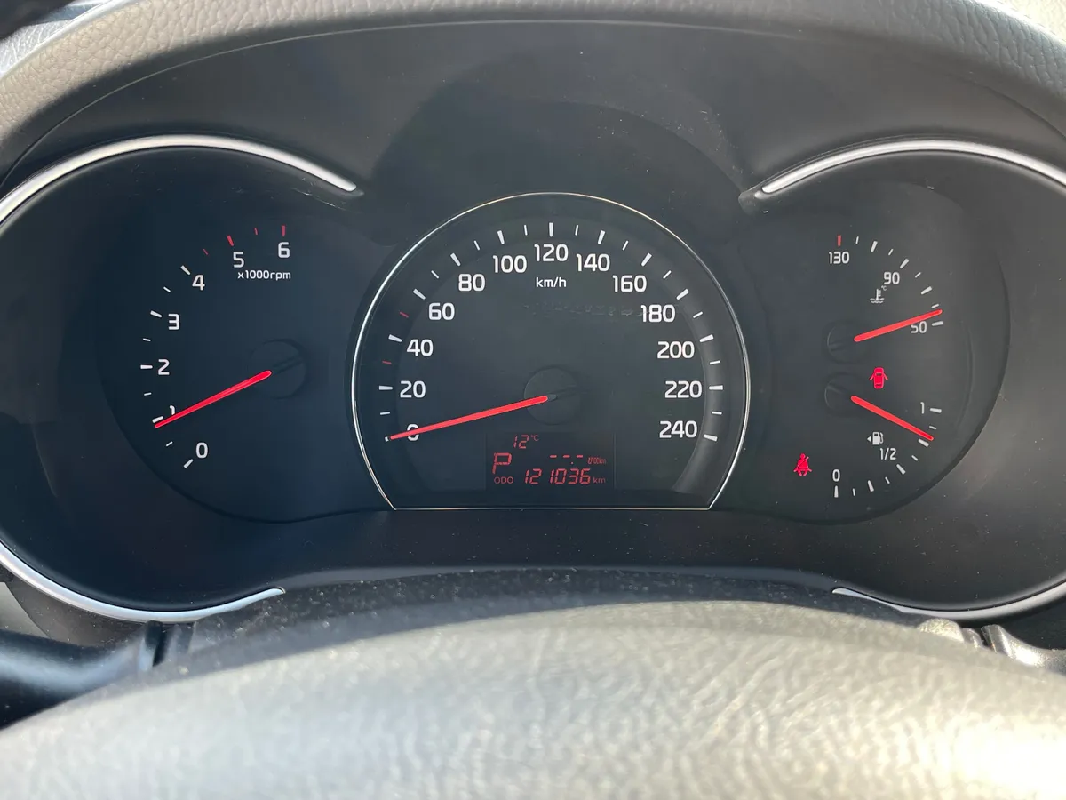 Kia Sorento 2.2 TD AT 4WD (197 л.с.)