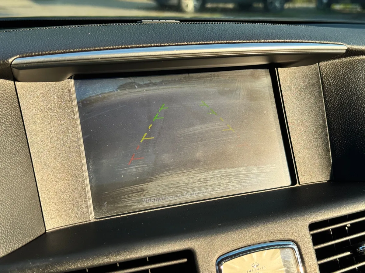 Infiniti M-Series M37 AT AWD (333 л.с.)