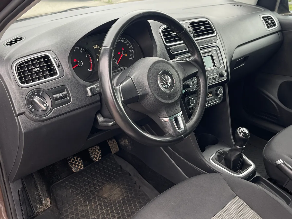 Volkswagen Polo 1.6 MPI MT (105 л.с.), 2014 — фото 5