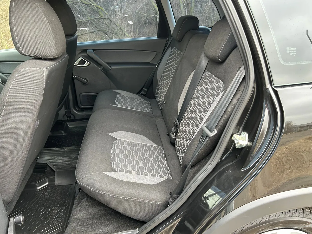 ВАЗ (Lada) Granta 1.6 MT (87 л.с.)