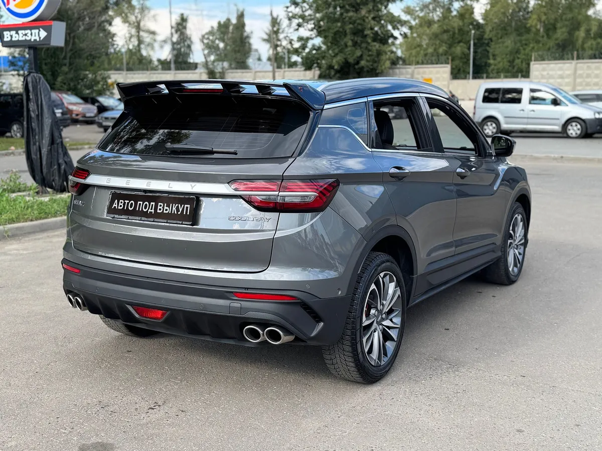 Geely Coolray 1.5 (150 л.с.) бензин, робот, передний привод