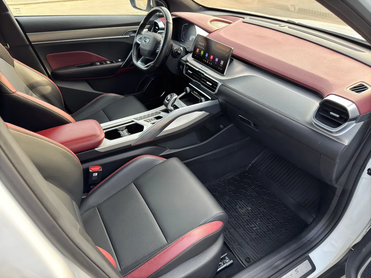 Geely Coolray 1.5 AMT (150 л.с.)