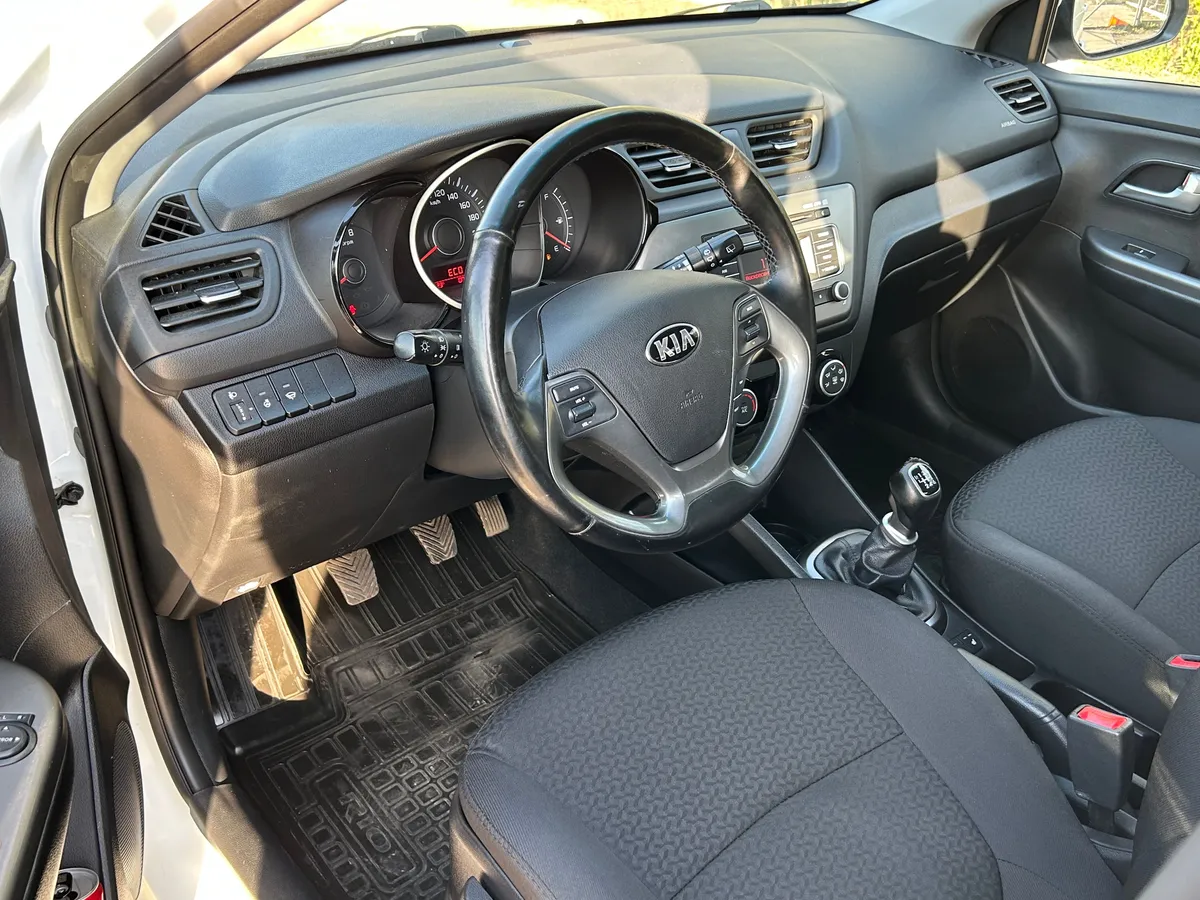 Kia Rio 1.6 MT (123 л.с.), 2016 — фото 5