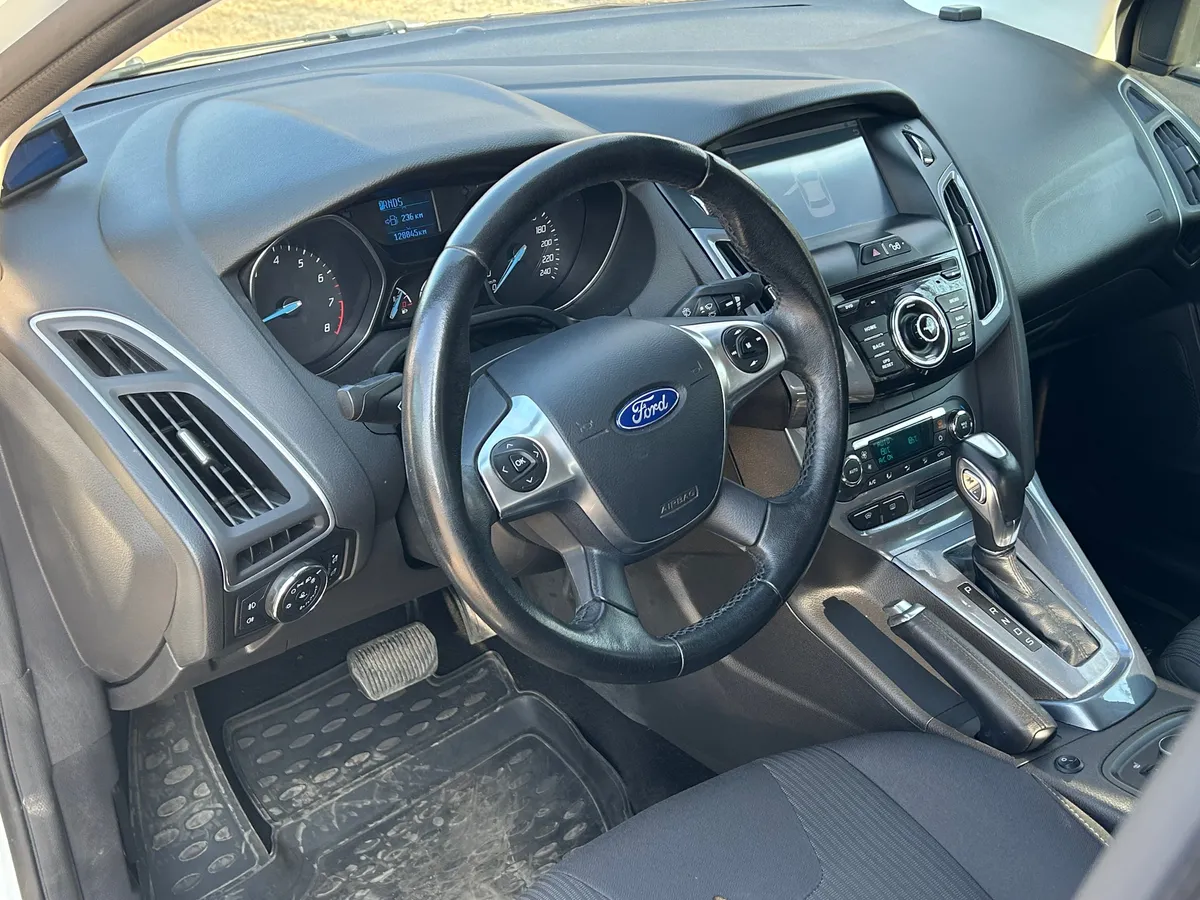 Ford Focus 1.6 PowerShift (125 л.с.)