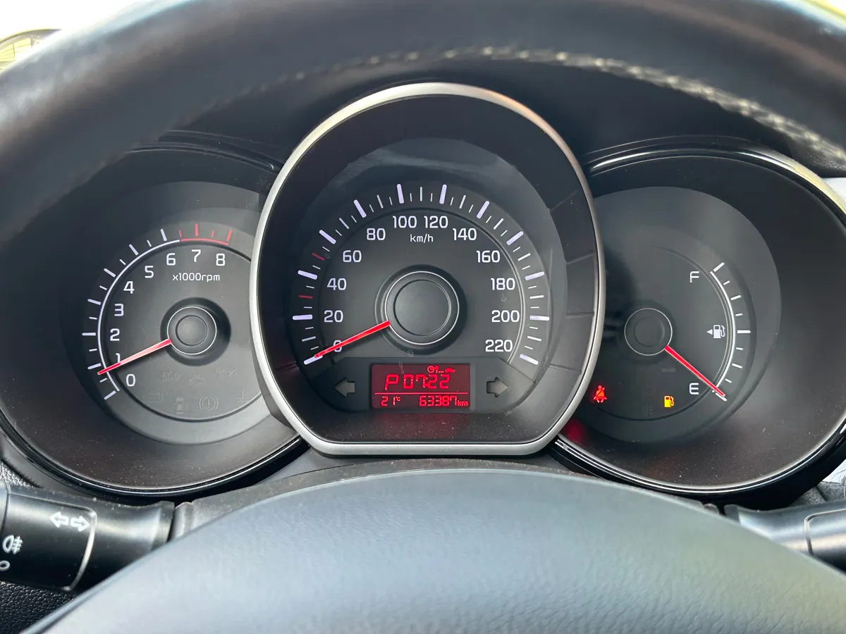 Kia Rio 1.6 AT (123 л.с.), 2015 — фото 6