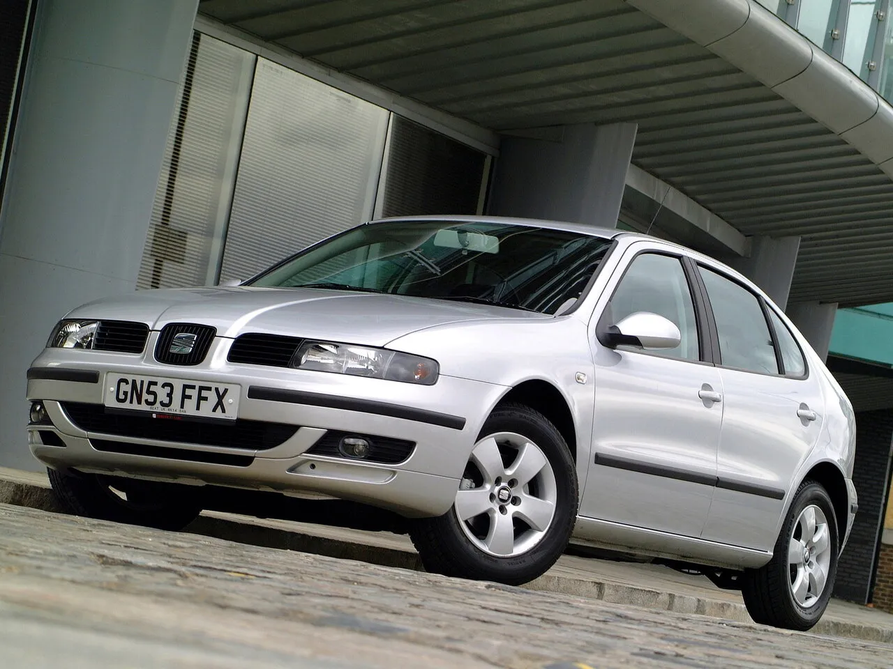 SEAT Leon 1.9 MT 4WD (150 л.с.)