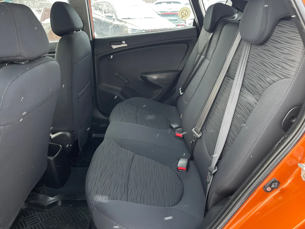 Hyundai Solaris 1.4 MT (107 л.с.)