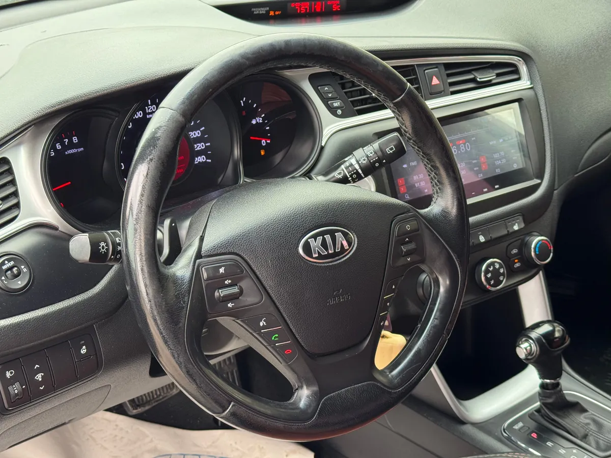 Kia Ceed 1.6 AT (130 л.с.), 2016 — фото 6
